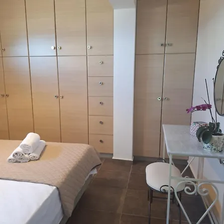 Apartment Naiad Poros (Kefalonia)