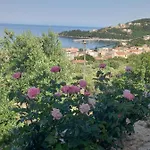 Naiad Sea View Порос