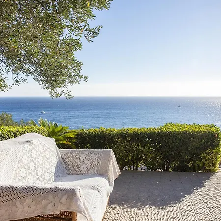 Daire Naiad Sea View *