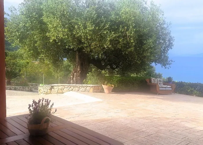 Naiad Sea View Πόρος