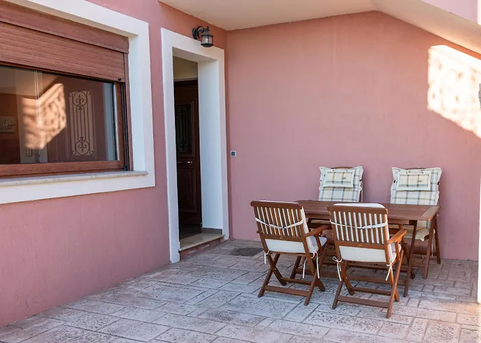 Naiad Sea View Apartment *